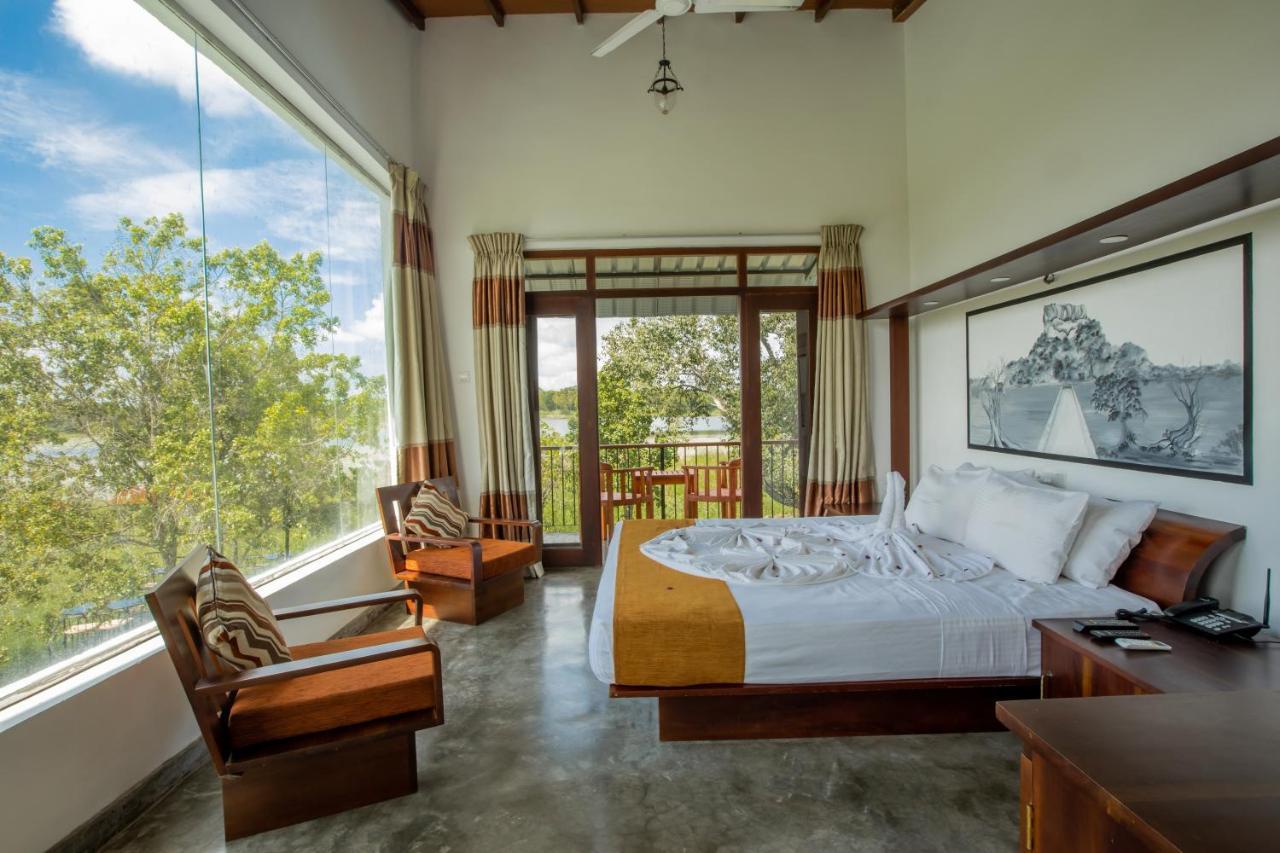Sigiriya Wewa Addara Hotel - Hotel By The Lake Exteriör bild