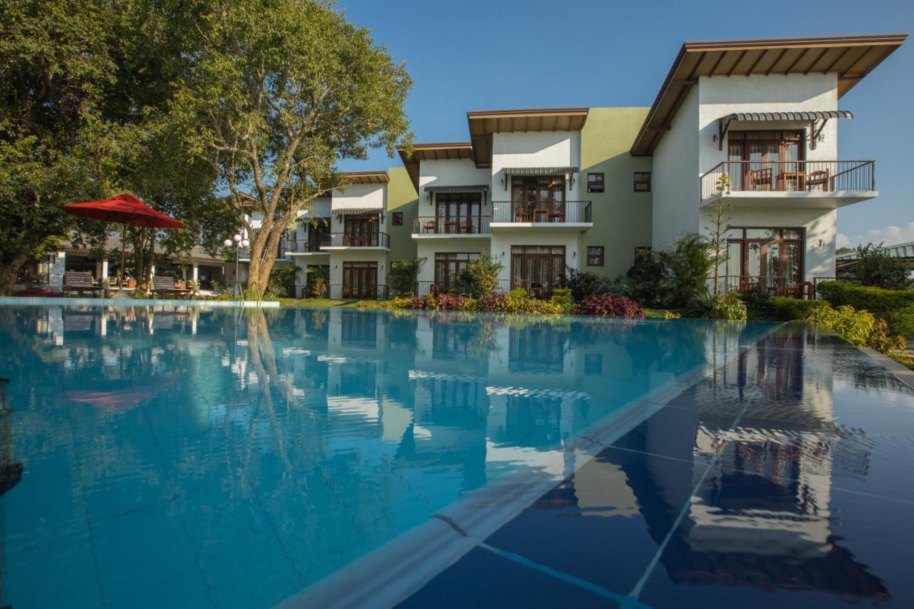 Sigiriya Wewa Addara Hotel - Hotel By The Lake Exteriör bild
