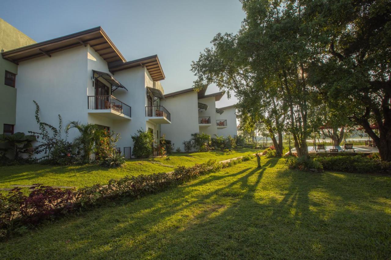 Sigiriya Wewa Addara Hotel - Hotel By The Lake Exteriör bild